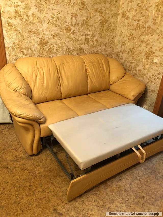 Диван экокожи
