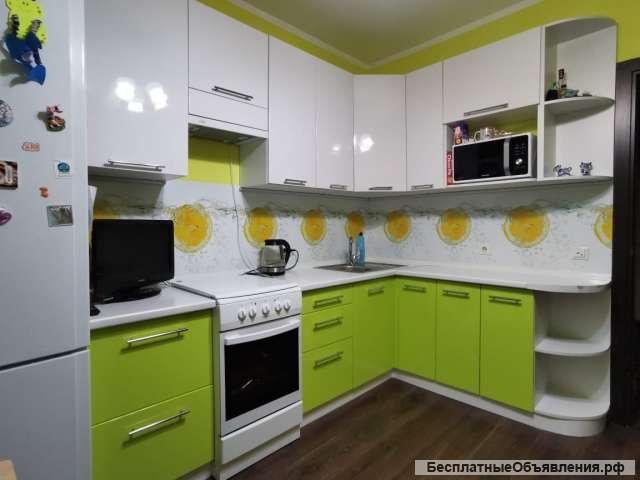 Владелец- продает- 1.5комн. нов/план. -кирпич ул. ЛадоКецховели 17а(р-н Копылова)