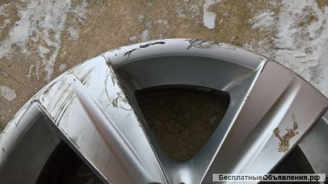 Диск для БМВ 3 серии Е90. БМВ Е90. BMW E90.
