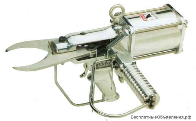 Клещи, резаки, гильотины для обрезания (рогов, копыт, голов)