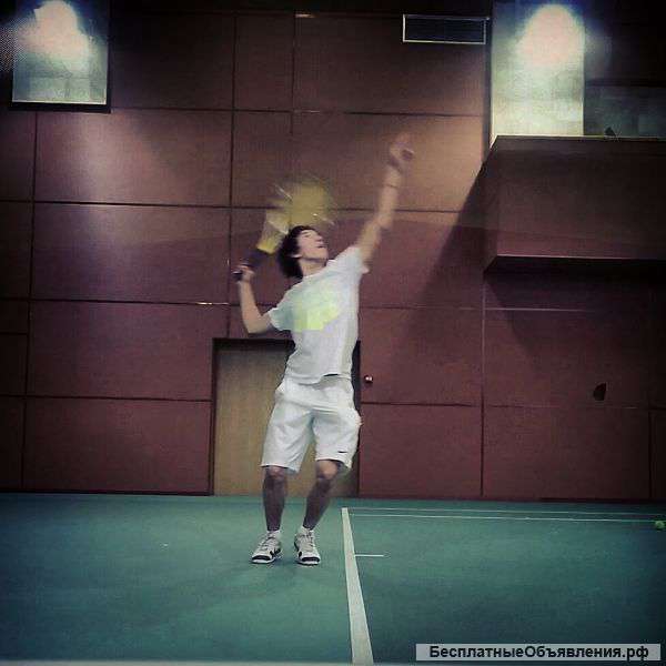 Тренер по большому теннису