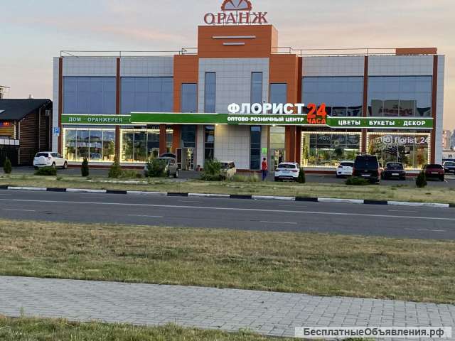 Сдам 45 кв.м. на 2 этаже ТЦ "Оранж"