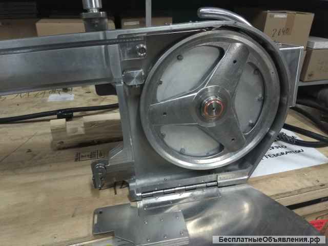 Распиловка туш скота на полутуши