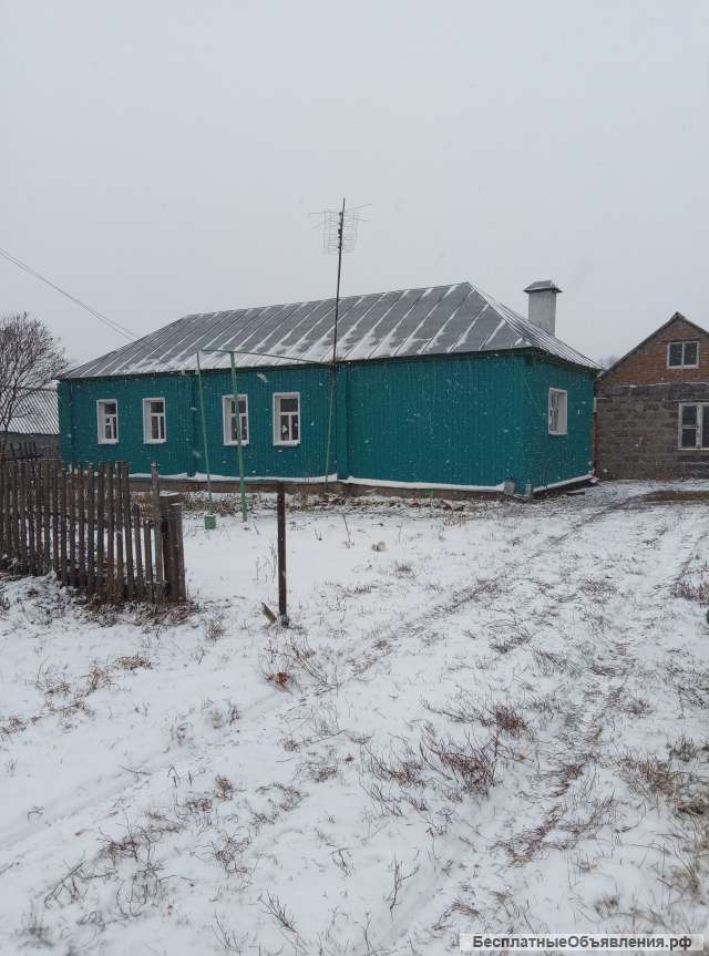 Подам дом
