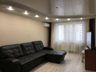 3 к.кв. 90 м2 Яцкова