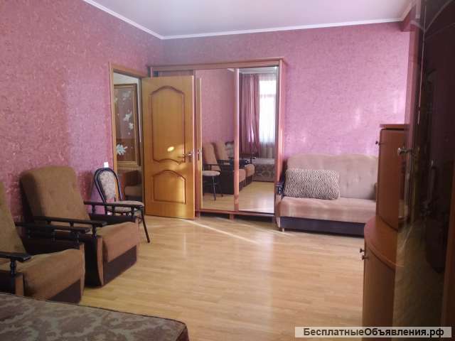 Сдам в аренду крупную однокомнатную квартиру
