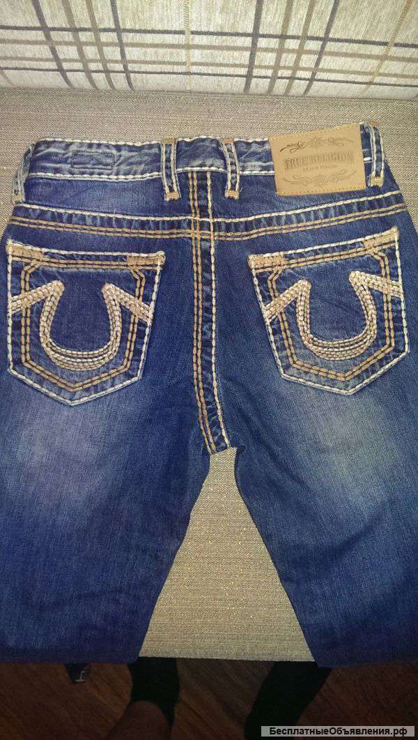 Джинсы True Religion