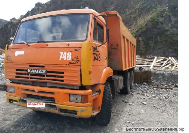 Самосвал Камаз 6520