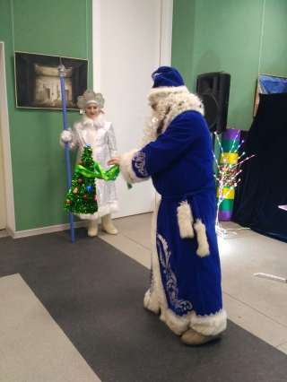 Дед Мороз и Снегурочка