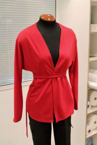 Кардиган трикотажный с поясом