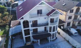 Шикарный коттедж