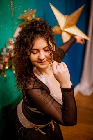 Восточный танцы BellyDance