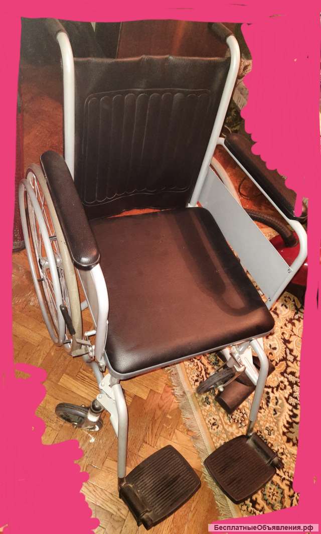 2 инвалидные коляски (прогулочная и комнатная)