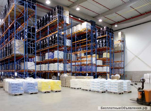 Работник склада