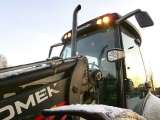 Экскаватор-погрузчик HIDROMEK 102, равноколесник, идеал