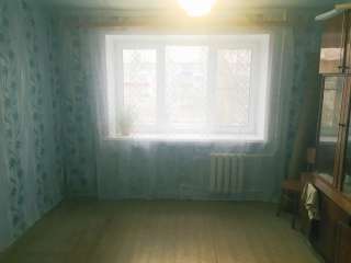 Комнату по ул. Урицкого, д.42 в нормальном состоянии