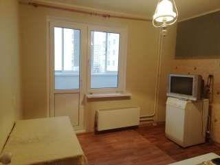 1 к.кв. 38 м2 ремонт Героев-Разведчиков