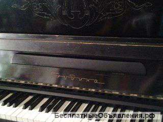 В м порядке пианино "Родина"
