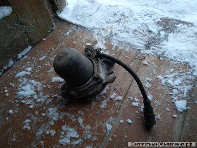 Насос вакуумный Бентли. Bentley.