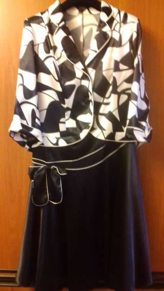 Костюм черно/белый с люрексом, юбка-годе с принтом (бант)