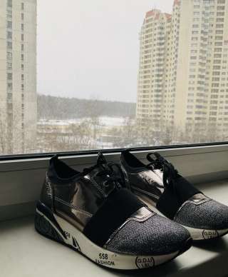Необычные Кроссовки