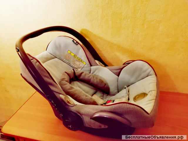 Детское автокресло / переноска автолюлька Maxi-Cosi Б/У
