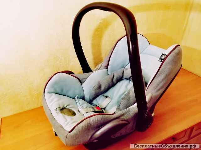 Детское автокресло / переноска автолюлька Maxi-Cosi Б/У
