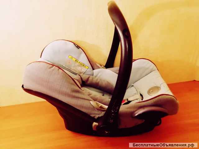 Детское автокресло / переноска автолюлька Maxi-Cosi Б/У