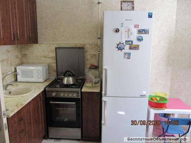 Меняю две квартиры в Адлере на дом или 3 комн. кв.