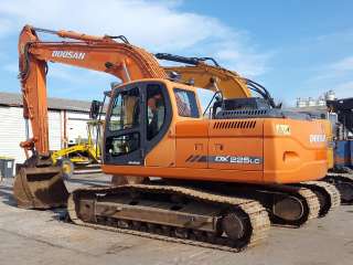 Doosan-225, ковш 1.2 куб, глубина 6.5 м.