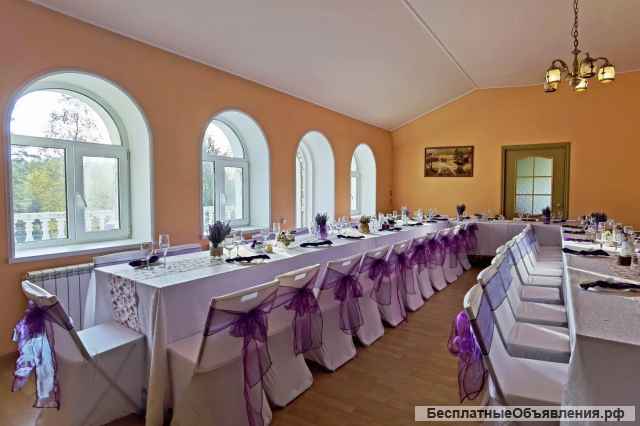 Сдаю посуточно шикарный особняк с банкетным залом рядом с озером в Токсово