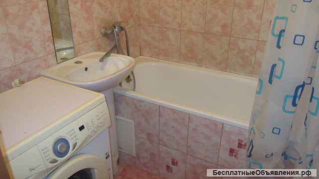 2 комн. кв-ра, п. Чкалова, Ректорская, 3/10п; 56/36/10 Цена 3700000