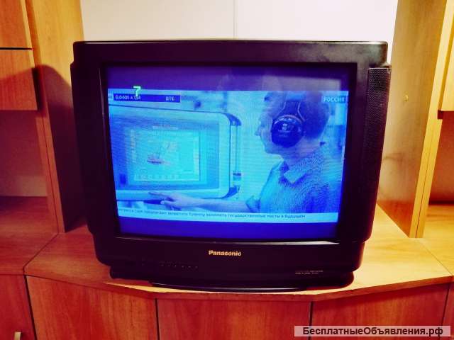 Афигенный телевизор Panasonic Б/У