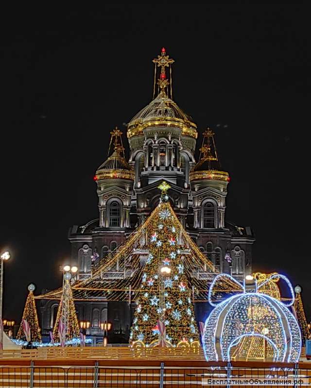 Главное новогоднее чудо России, вечерняя экскурсия к украшенному Храму Вооруженных С, автобусный тур