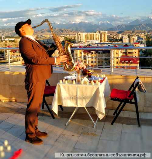 Романтическое свидание на крыше в Бишкеке