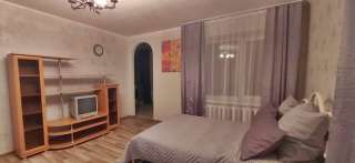 Сдаю 1к.кв. пр. Ленина 1/16кирп. 47м. ремонт