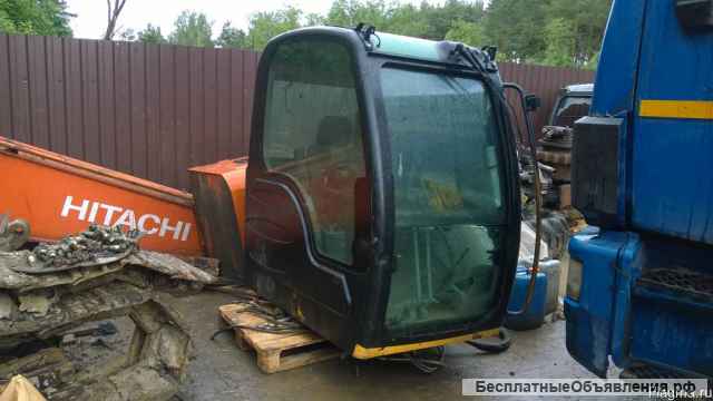 Б/у редуктор хода поворота гидромотор на экскаватор Hitachi (Хитачи) Jcb