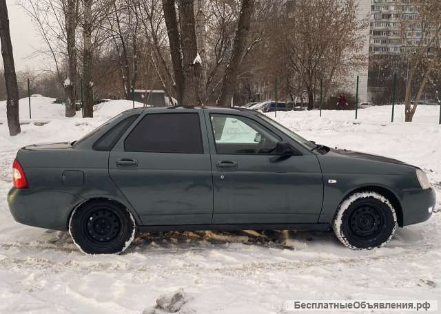 Приора седан 11 года