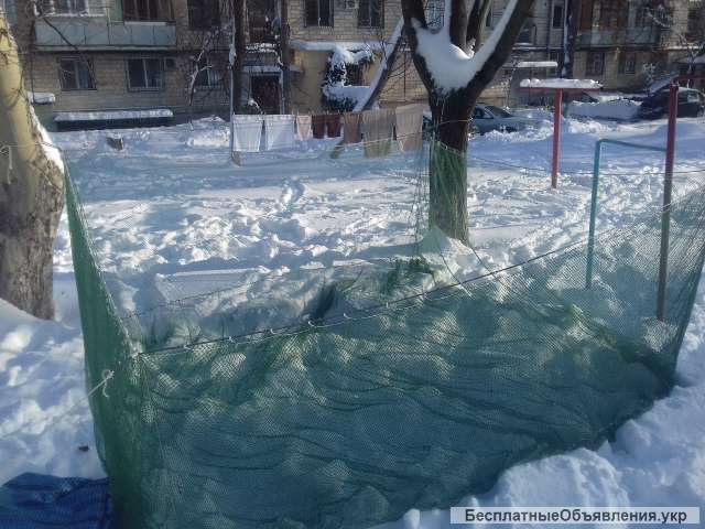 Полка, садок, сетная камера для рыбы