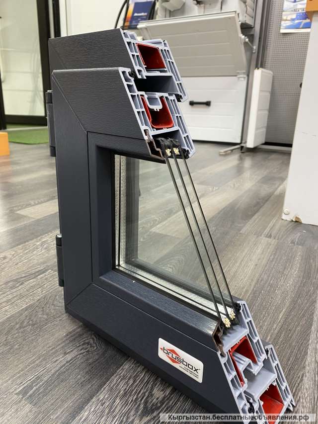 Окна из Российского профиля BRUSBOX цвет «антрацит»