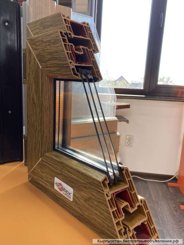 Окна из Российского профиля BRUSBOX цвет Светлый дуб