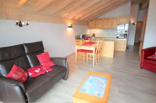 ATHOS 3,5-комнатная мансардная квартира класса люкс с солнечным балконом и прекрасным видом