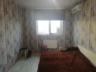 1 к.кв. 38 м2 ремонт 1 Мая