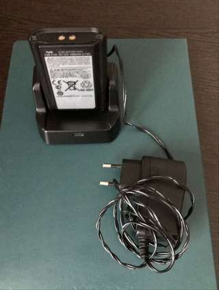 Зарядное устройство для рации Vertex Standart 231 (в комплекте)