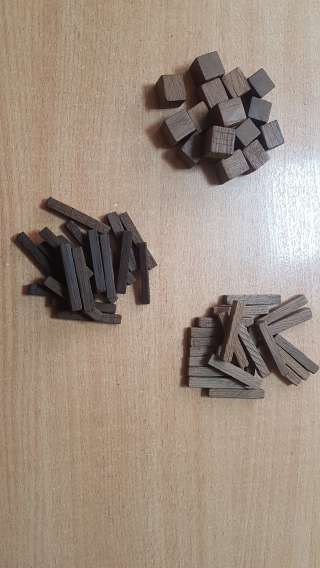 Щепа и кубики для предания вкуса и цвета самогону