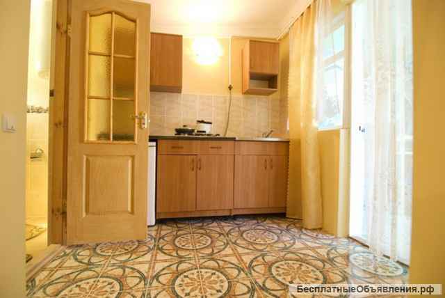 Сдаю отдельный номер с кухней в Крыму