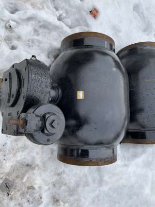 Интересует шаровые краны диаметром на 400 и 300