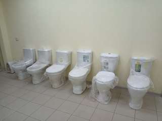 Унитазы, б/у