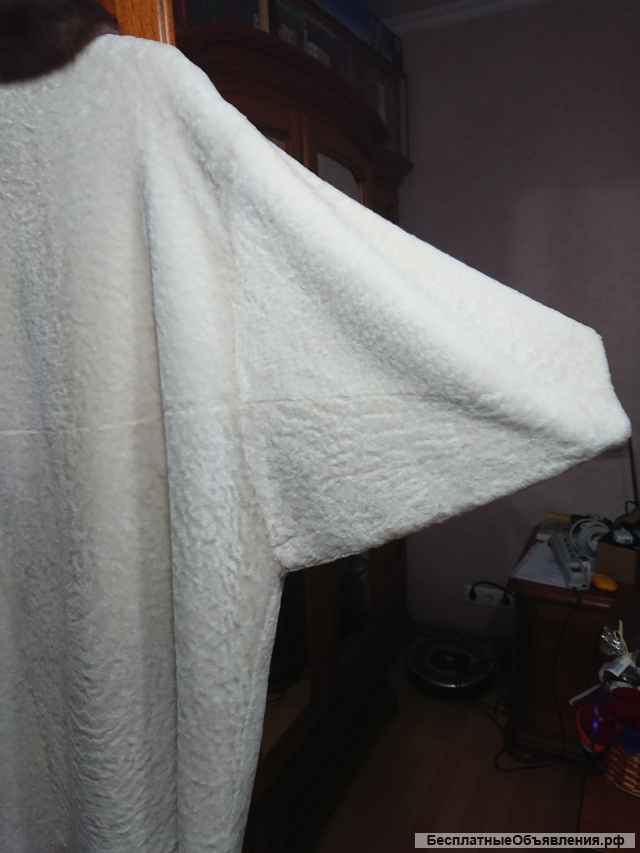 Женское меховое пальто