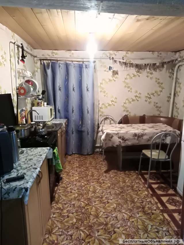 Дом на берегу реки Волга
